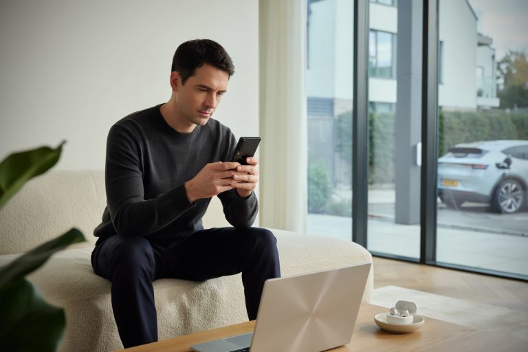 Sony Xperia 1 VIII, jack 3,5 mm et microSD, l’anti-iPhone pour puristes, ce smartphone surprend les flagships uniformisés