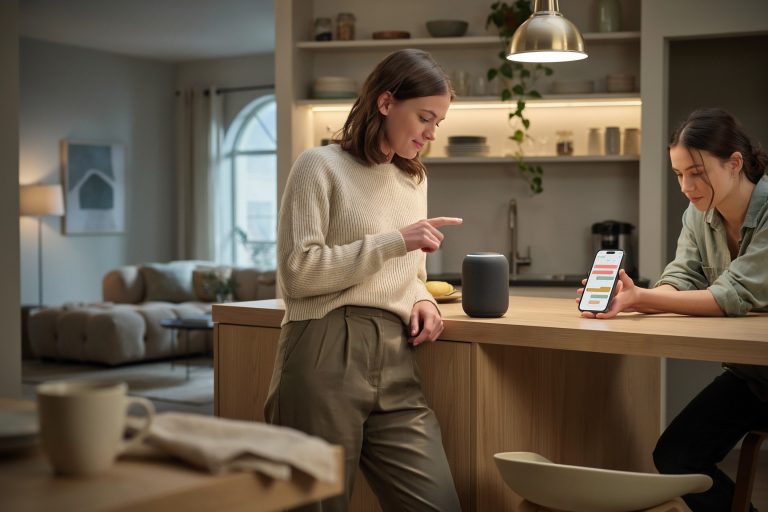 2 trophées pour Amazon aux JDG Awards 2026, Echo Dot Max et Alexa+, ce que Journal du Geek met en lumière