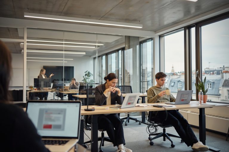 Hitek.fr ferme après liquidation judiciaire, la culture geek française perd un repère, ce qui change pour les lecteurs