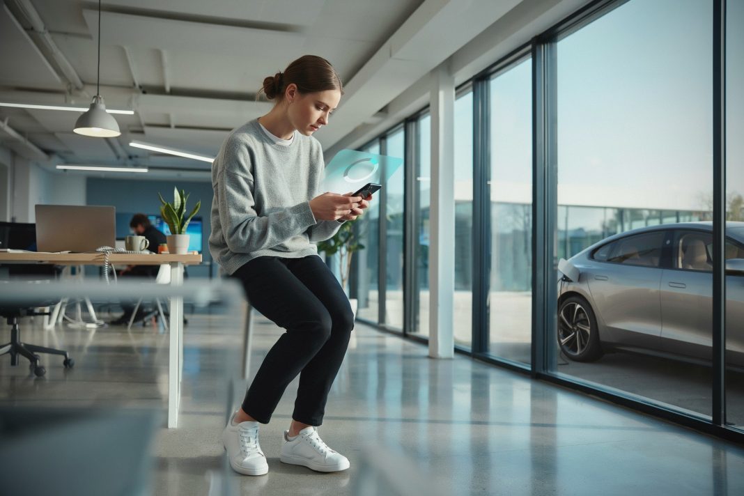 iOS 27 bêta 2, Siri IA renforcée, gains de vitesse et réglages revus, ce que les développeurs vont découvrir sur iPhone
