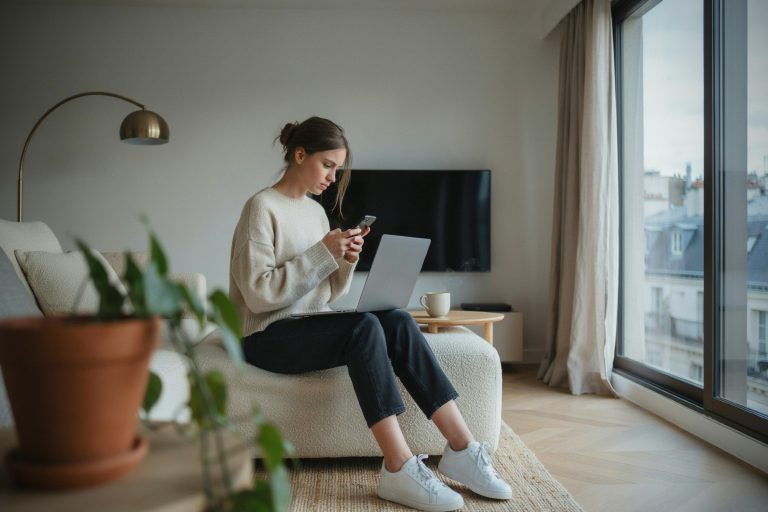 RAT+ à 13,99 € pour les moins de 26 ans, offre numérique sans engagement, ce que Canal+ réserve aux jeunes abonnés